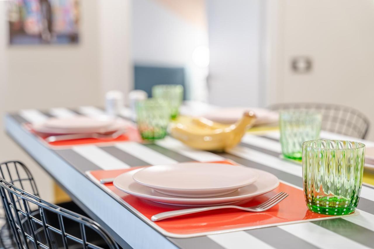 Appartement Pop Art Homm In Groovy Koukaki à Athènes Extérieur photo